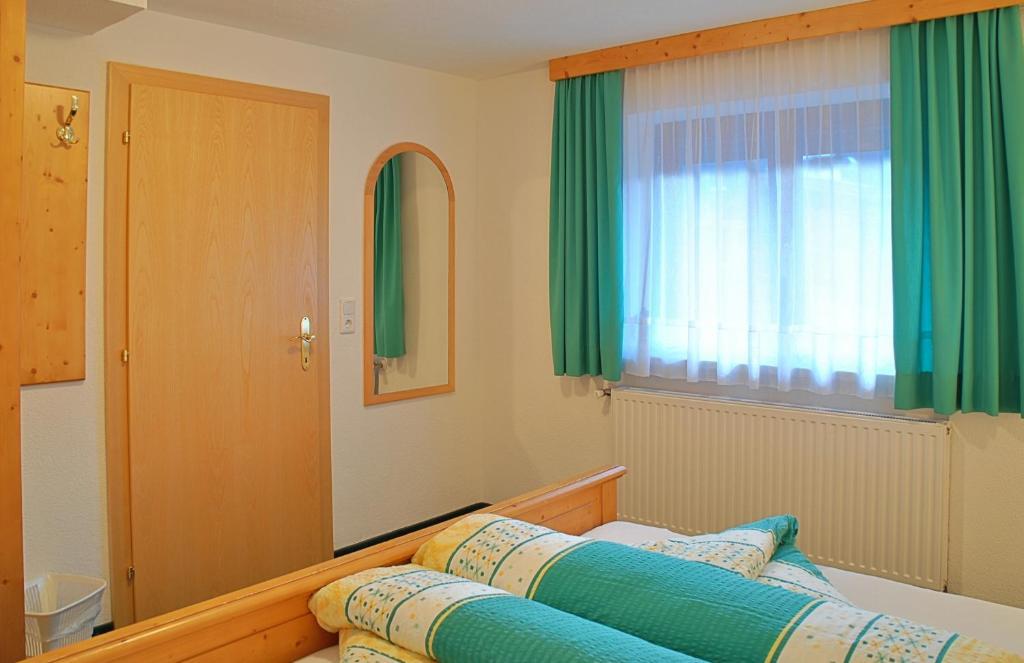 Gaestehaus Resi Jerzens Rum bild